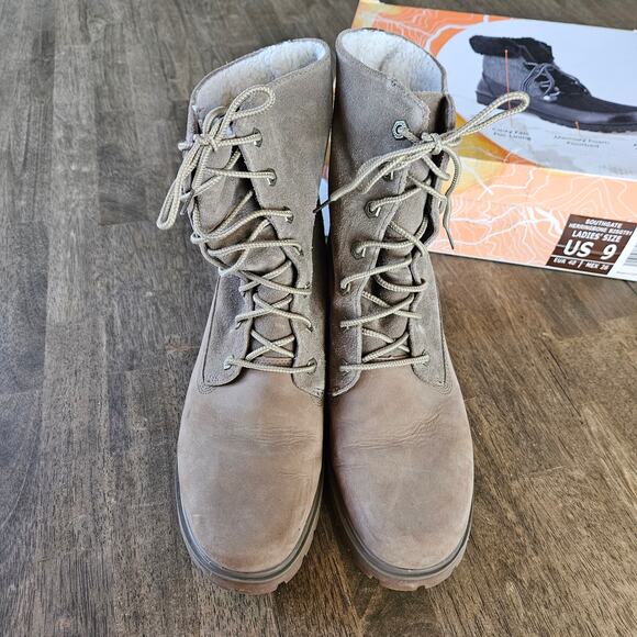 Timberland Brown Suede Fleece Lined Boot Size 10 Fold Down Lace Up Outdoors - Picture 2 of 7